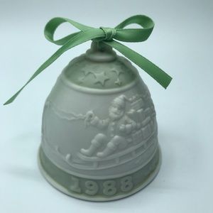 1988 LLADRO Christmas Bell Ornament